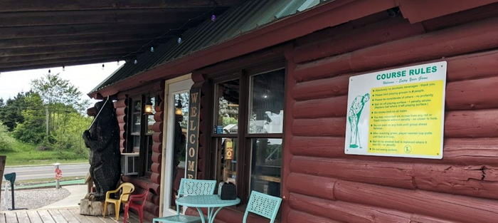Crystal Falls Mini Golf & Ice Cream Shop - Web Listing